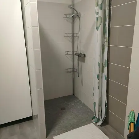 Longere Cosy Parking Prive Cuisine Nocleg ze śniadaniem 3*